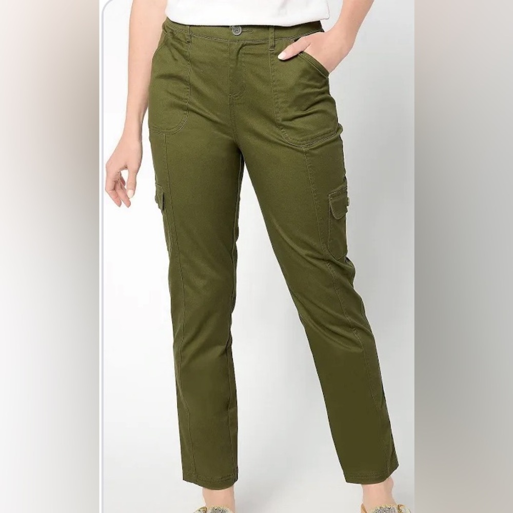 NWT Belle by Kim Gravel Utility Stretch Cropped Cargo Pant Loden Green size 14T